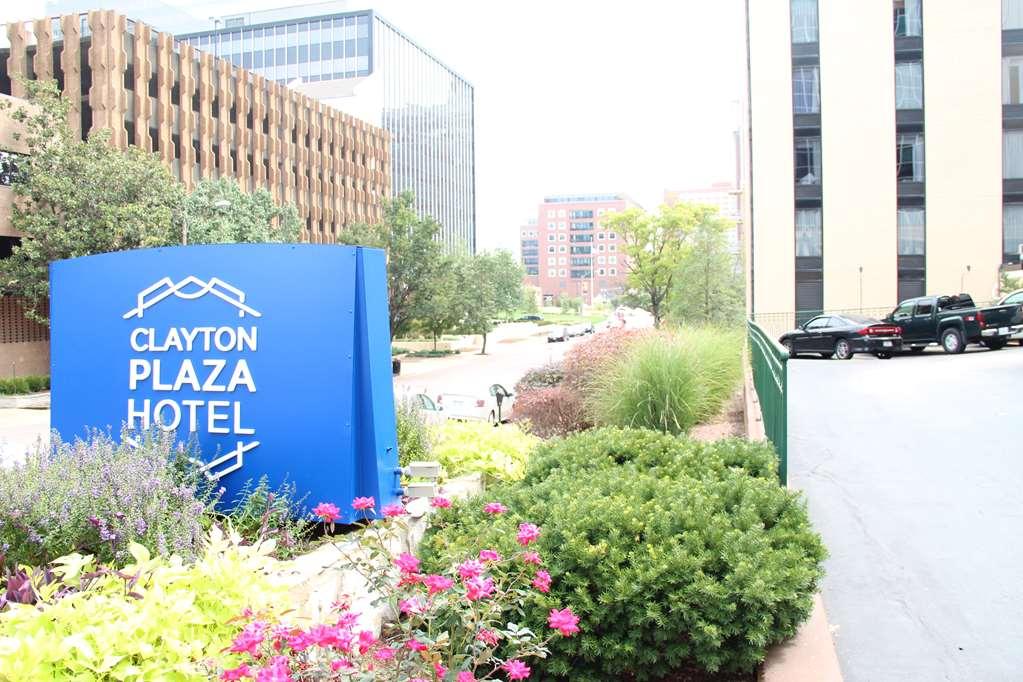 Clayton Plaza Hotel & Extended Stay Экстерьер фото